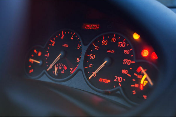 basic car maintenance Tip 3 - Learn what your car's warning lights mean